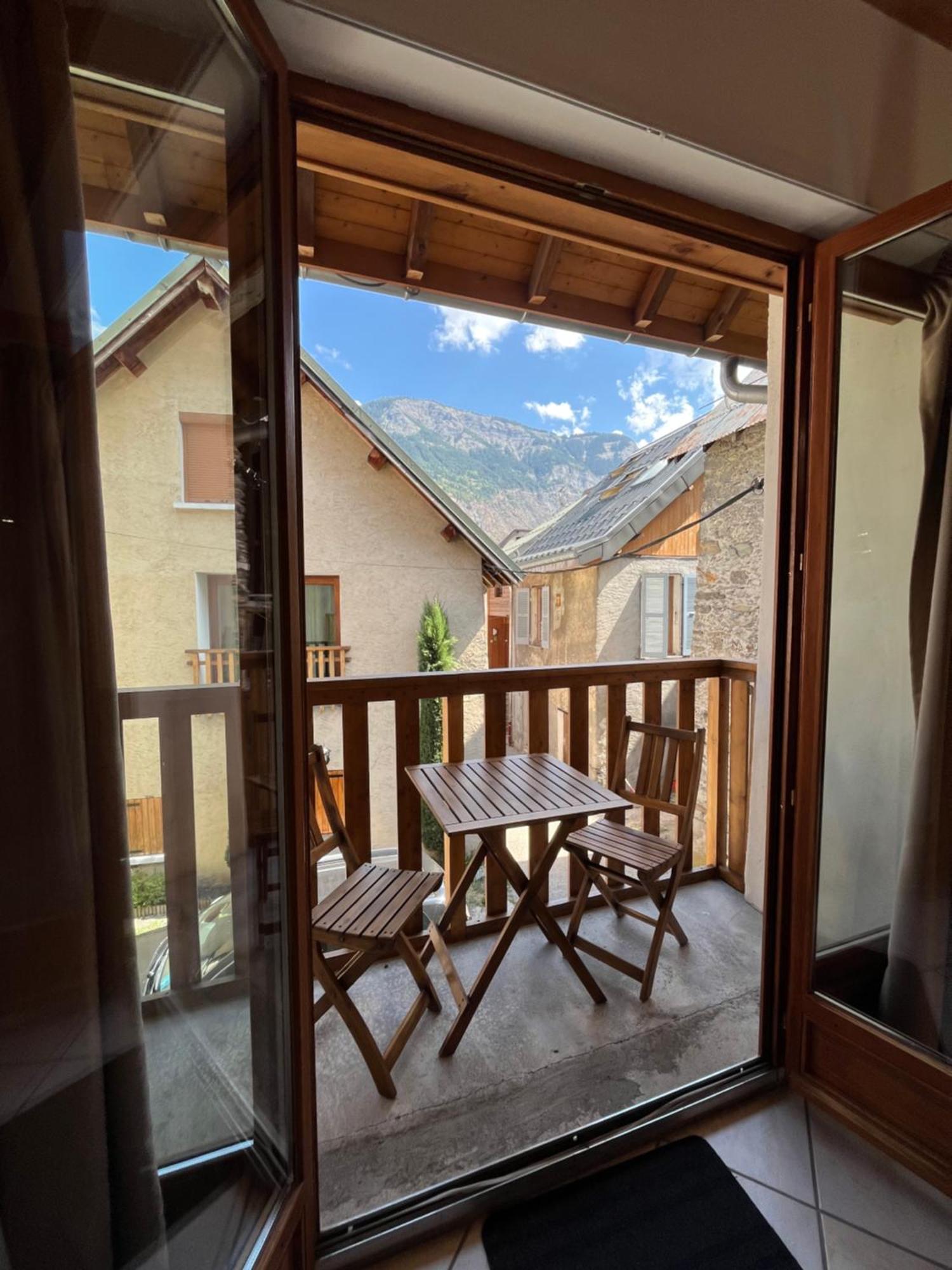 The Stable House Bourg D'Oisans -Bike/Hike/Ski Le Bourg-dʼOisans Exterior foto