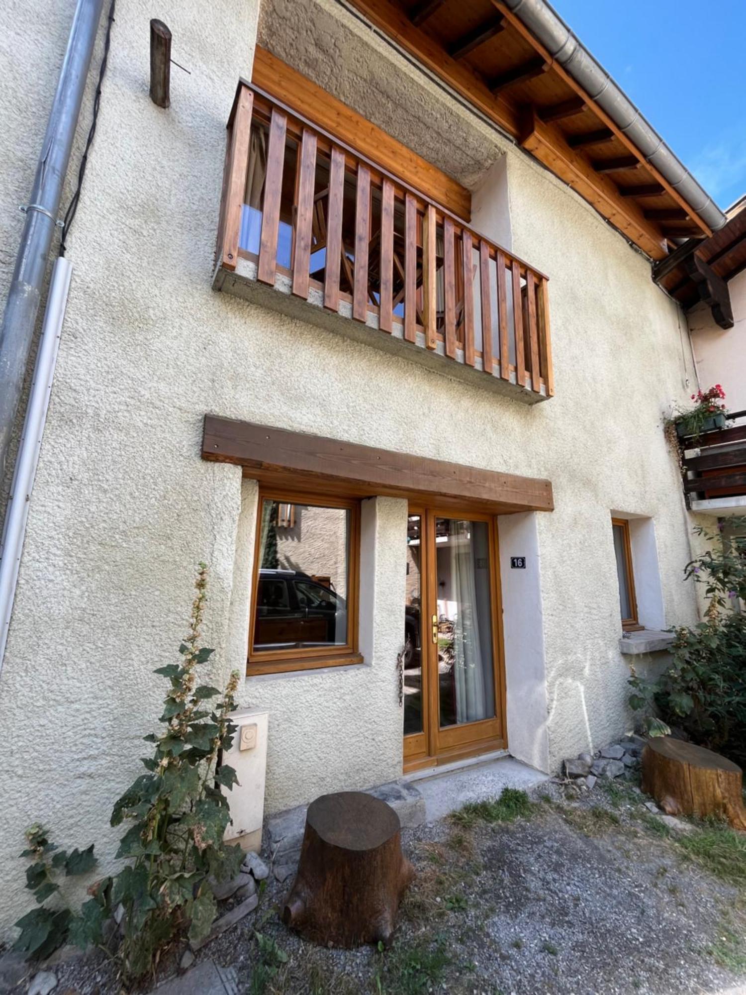 The Stable House Bourg D'Oisans -Bike/Hike/Ski Le Bourg-dʼOisans Exterior foto